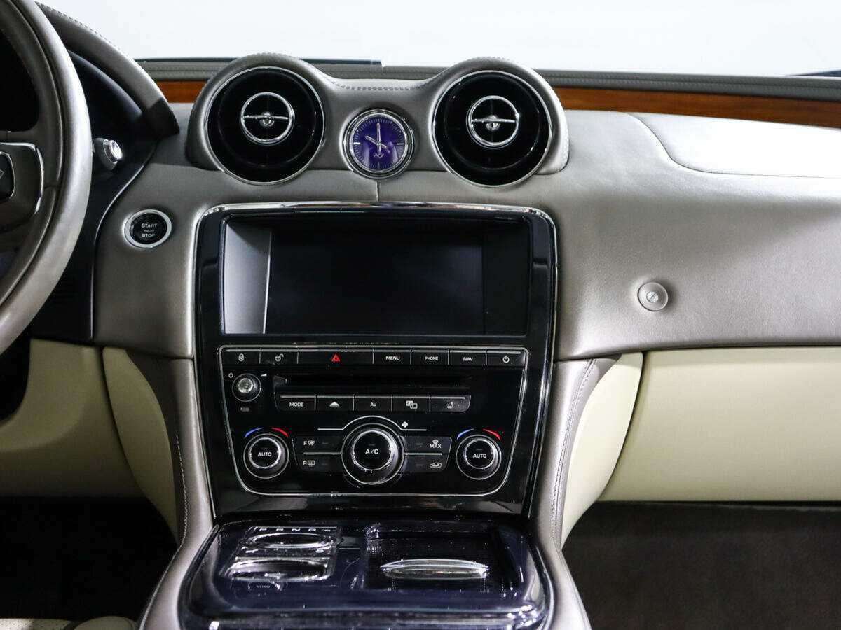 Jaguar XJ б/у, 2012, Автоматическая. Фото: #10
