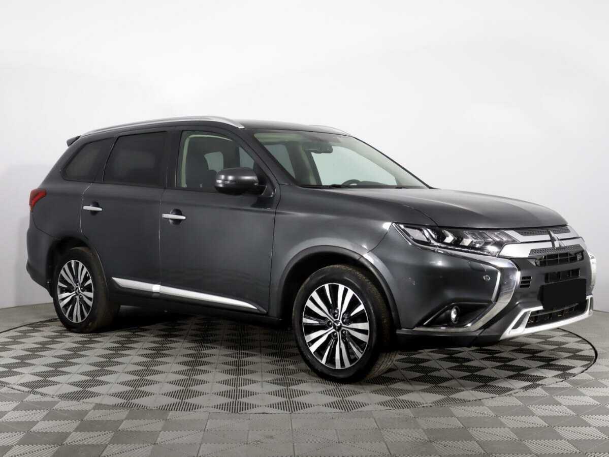 Mitsubishi Outlander б/у, 2019, Вариатор. Фото: #2