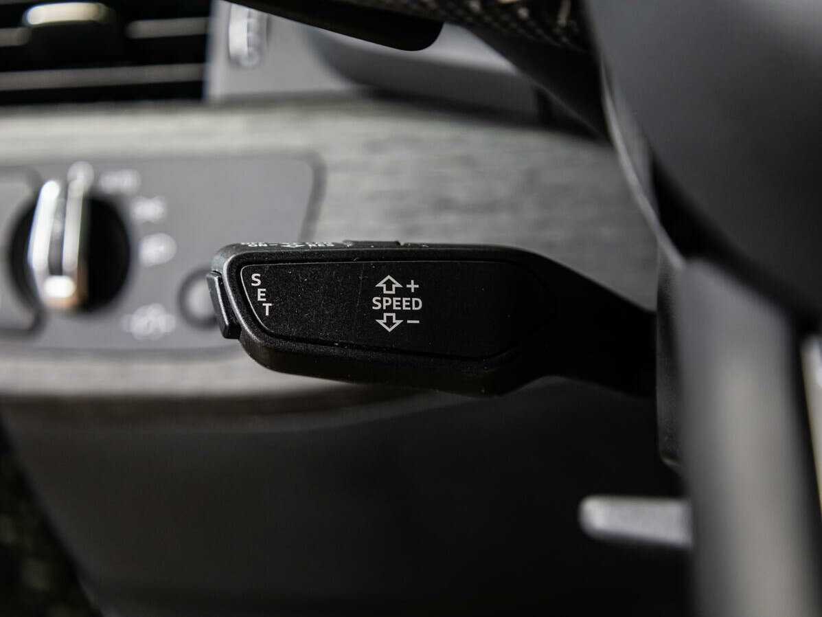 Audi A4 б/у, 2019, Роботизированная. Фото: #16