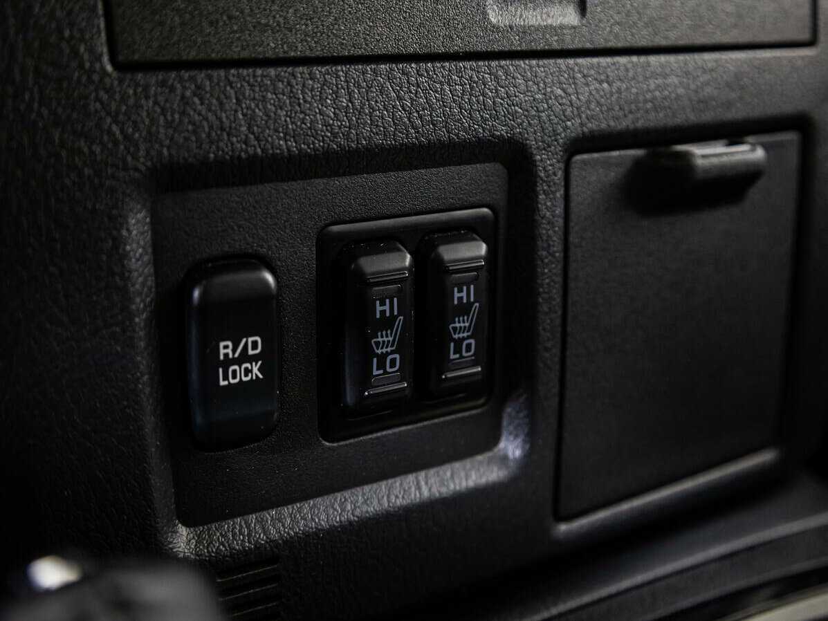 Mitsubishi Pajero б/у, 2018, Автоматическая. Фото: #11