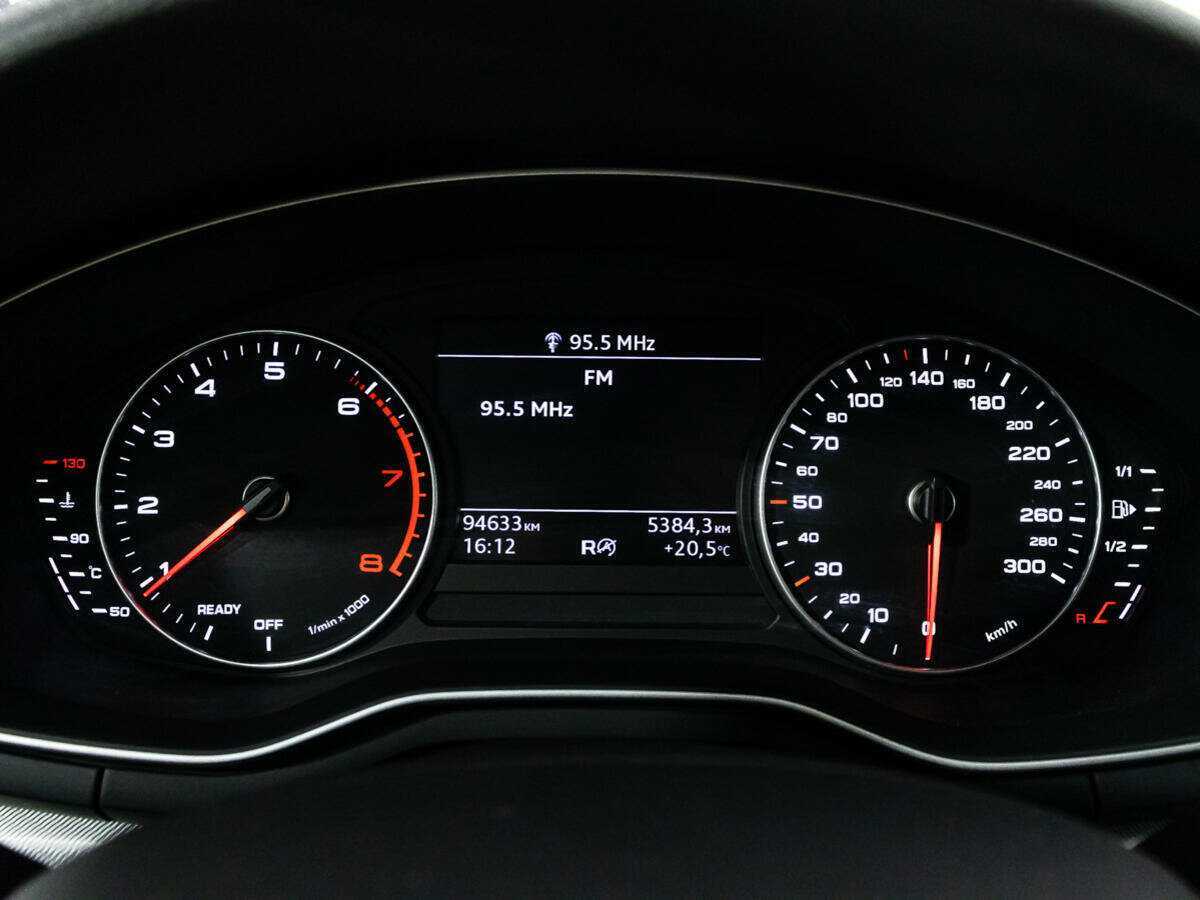 Audi A4 б/у, 2016, Роботизированная. Фото: #11