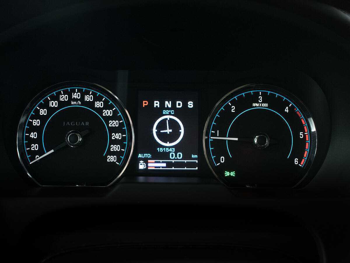 Jaguar XF б/у, 2013, Автоматическая. Фото: #9