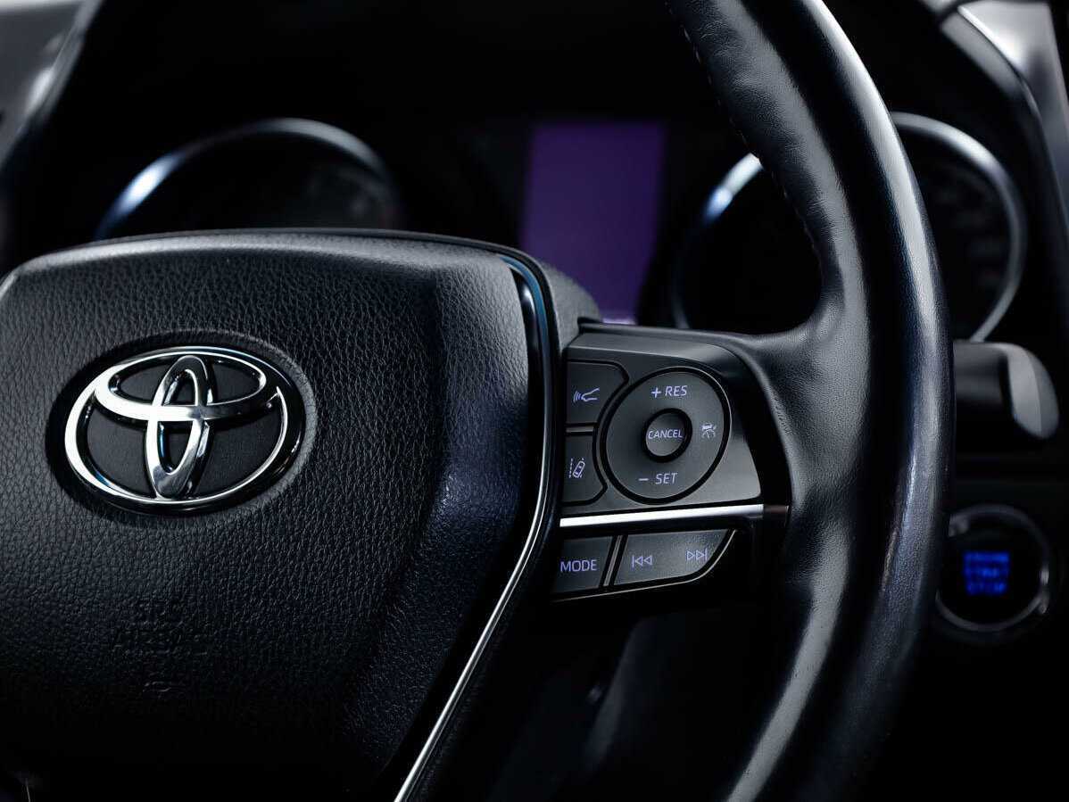 Toyota Camry б/у, 2020, Автоматическая. Фото: #9