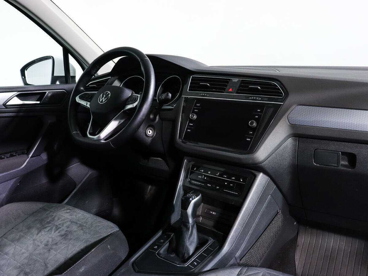 Volkswagen Tiguan б/у, 2020, Роботизированная. Фото: #8
