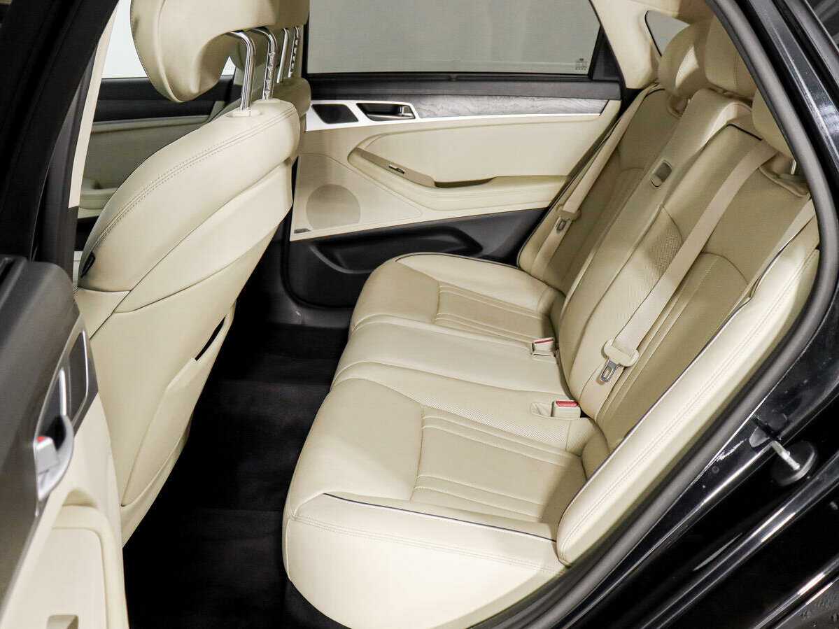 Hyundai Genesis б/у, 2015, Автоматическая. Фото: #10