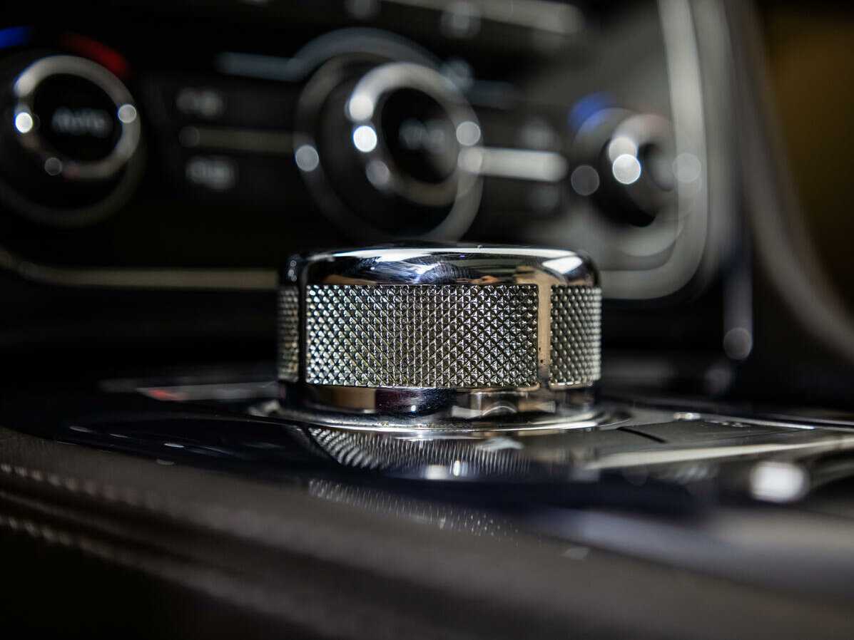 Jaguar XJ б/у, 2013, Автоматическая. Фото: #19