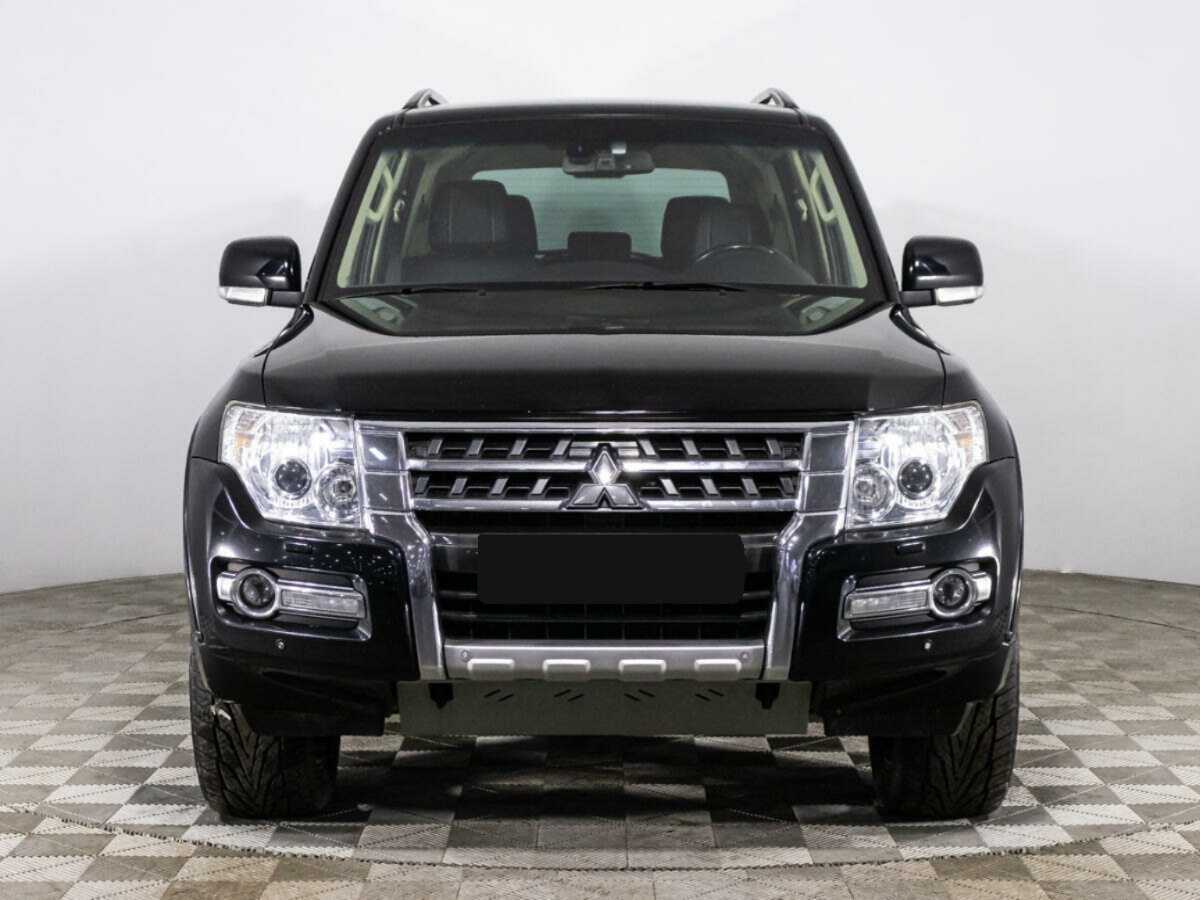 Mitsubishi Pajero б/у, 2015, Автоматическая. Фото: #1