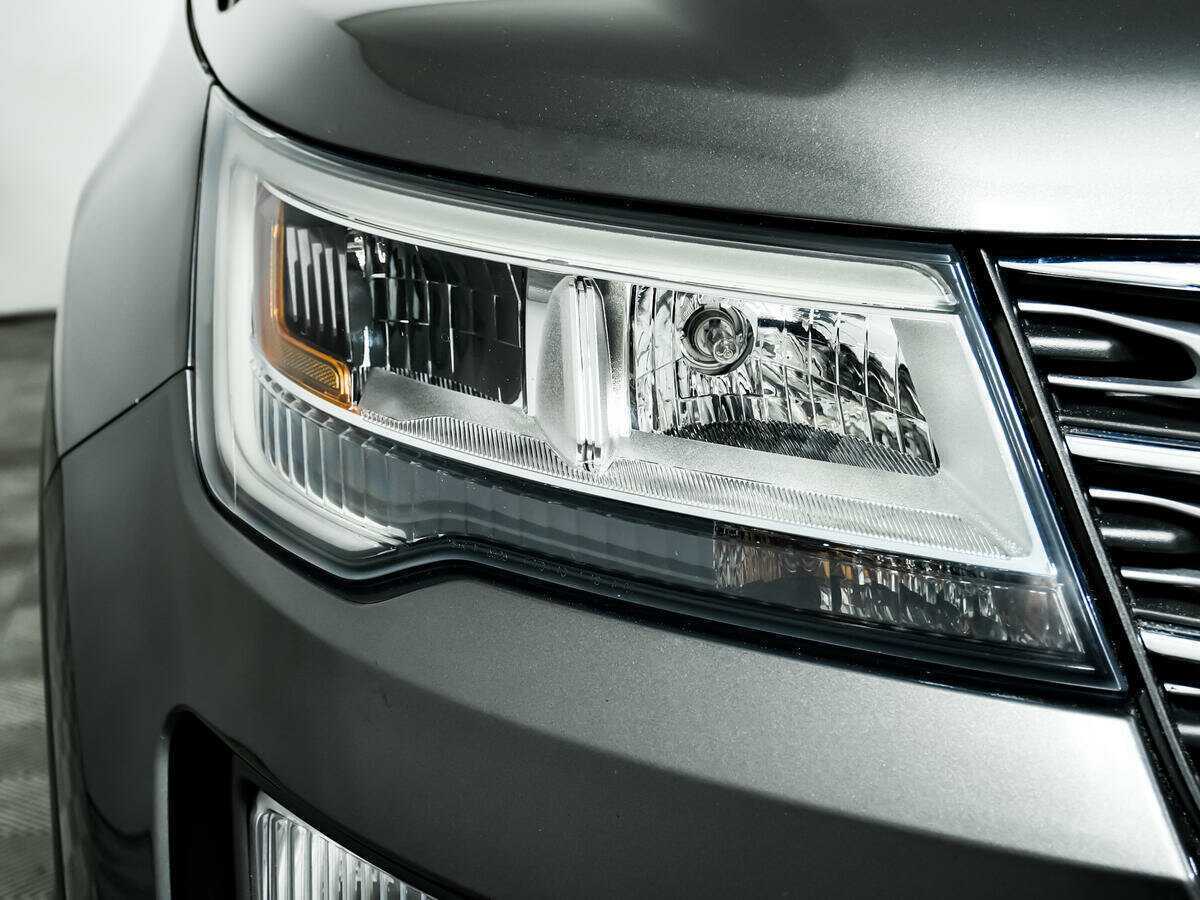 Ford Explorer б/у, 2017, Автоматическая. Фото: #13