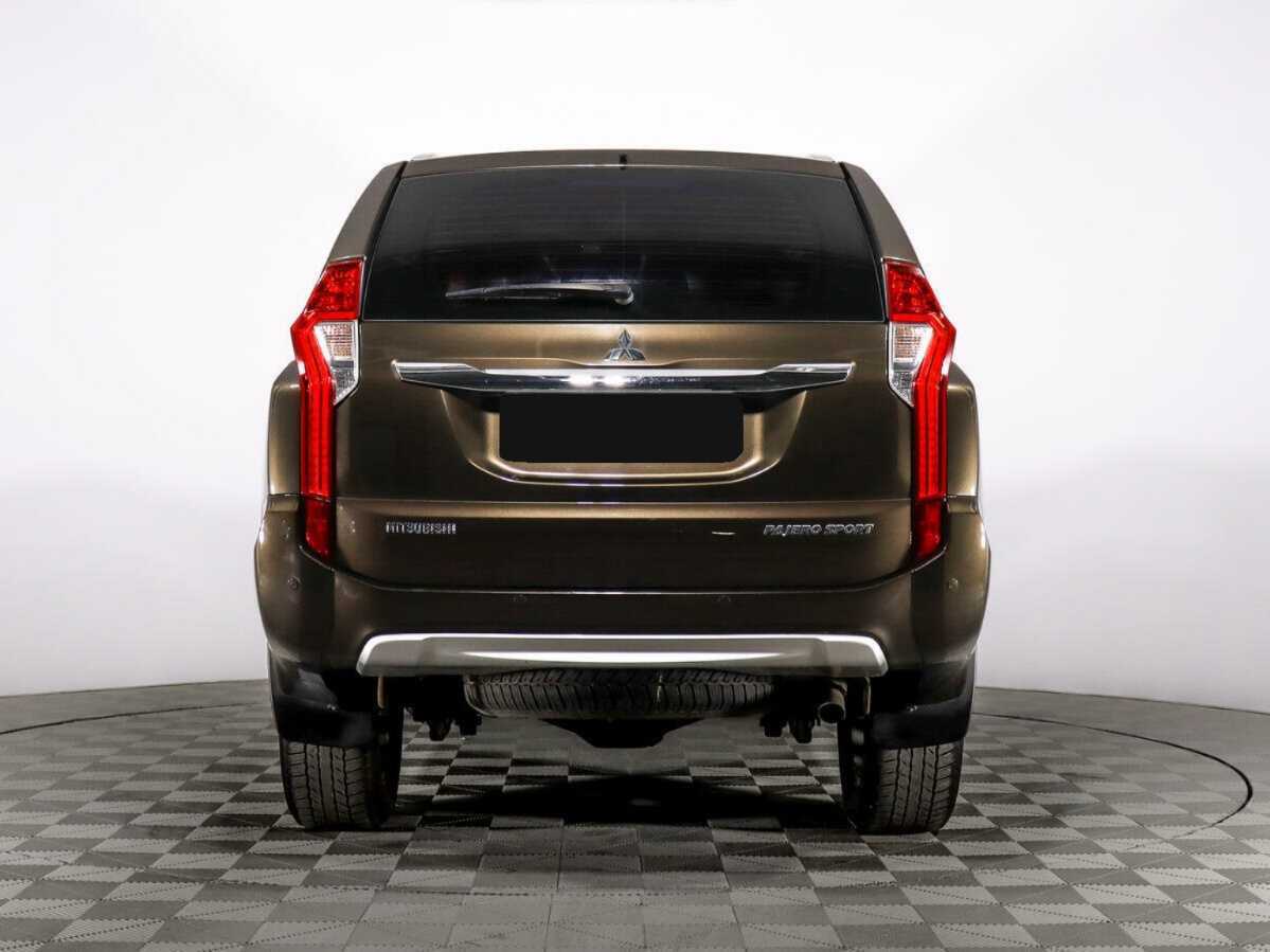 Mitsubishi Pajero Sport б/у, 2017, Автоматическая. Фото: #5