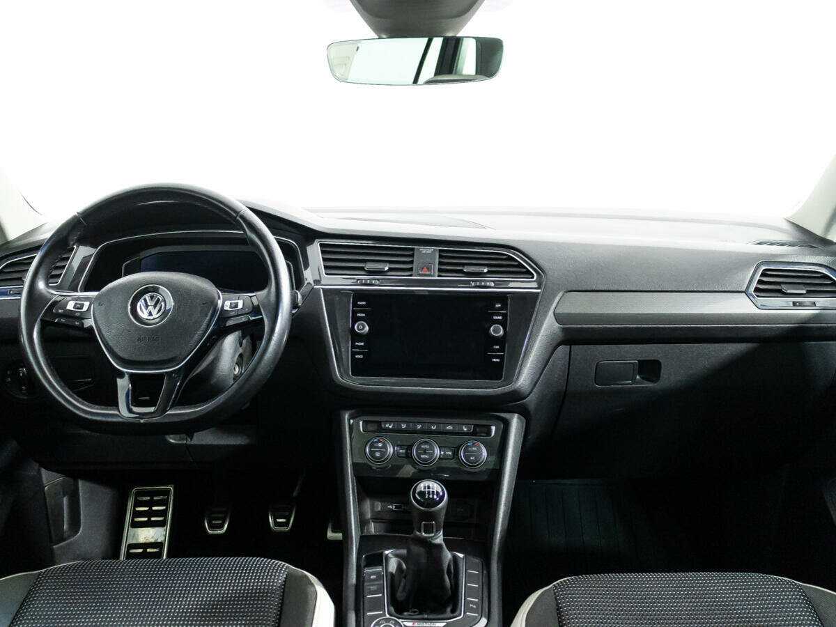 Volkswagen Tiguan б/у, 2019, Механическая. Фото: #12