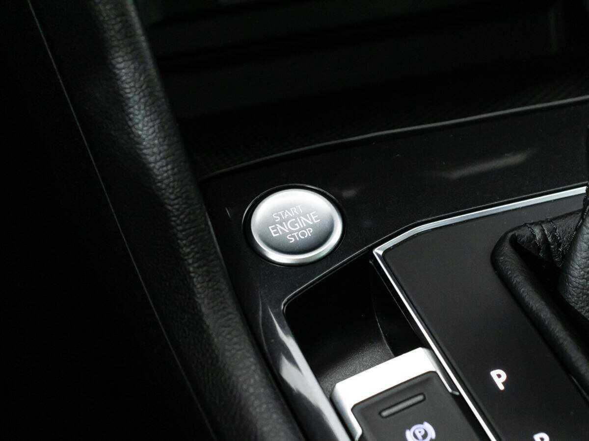 Volkswagen Tiguan б/у, 2018, Роботизированная. Фото: #17