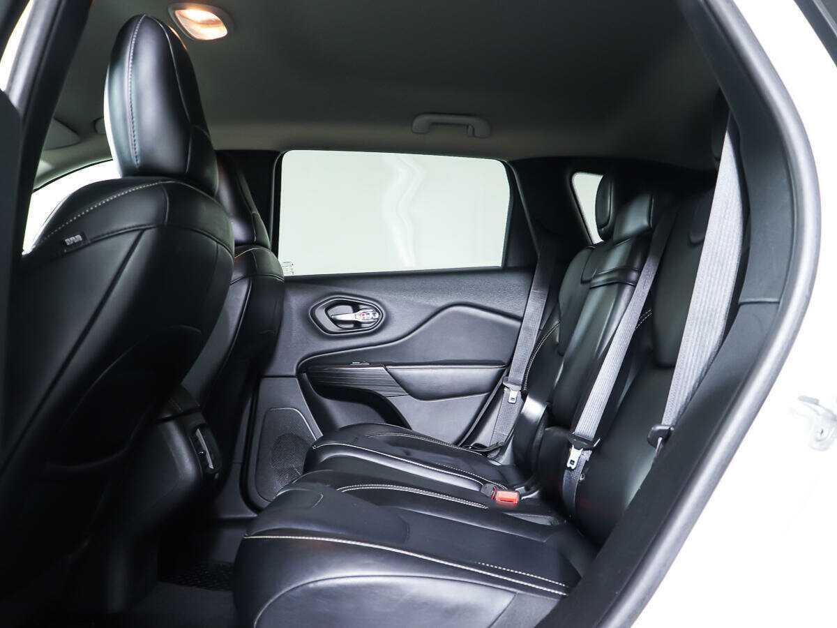 Jeep Cherokee б/у, 2014, Автоматическая. Фото: #8