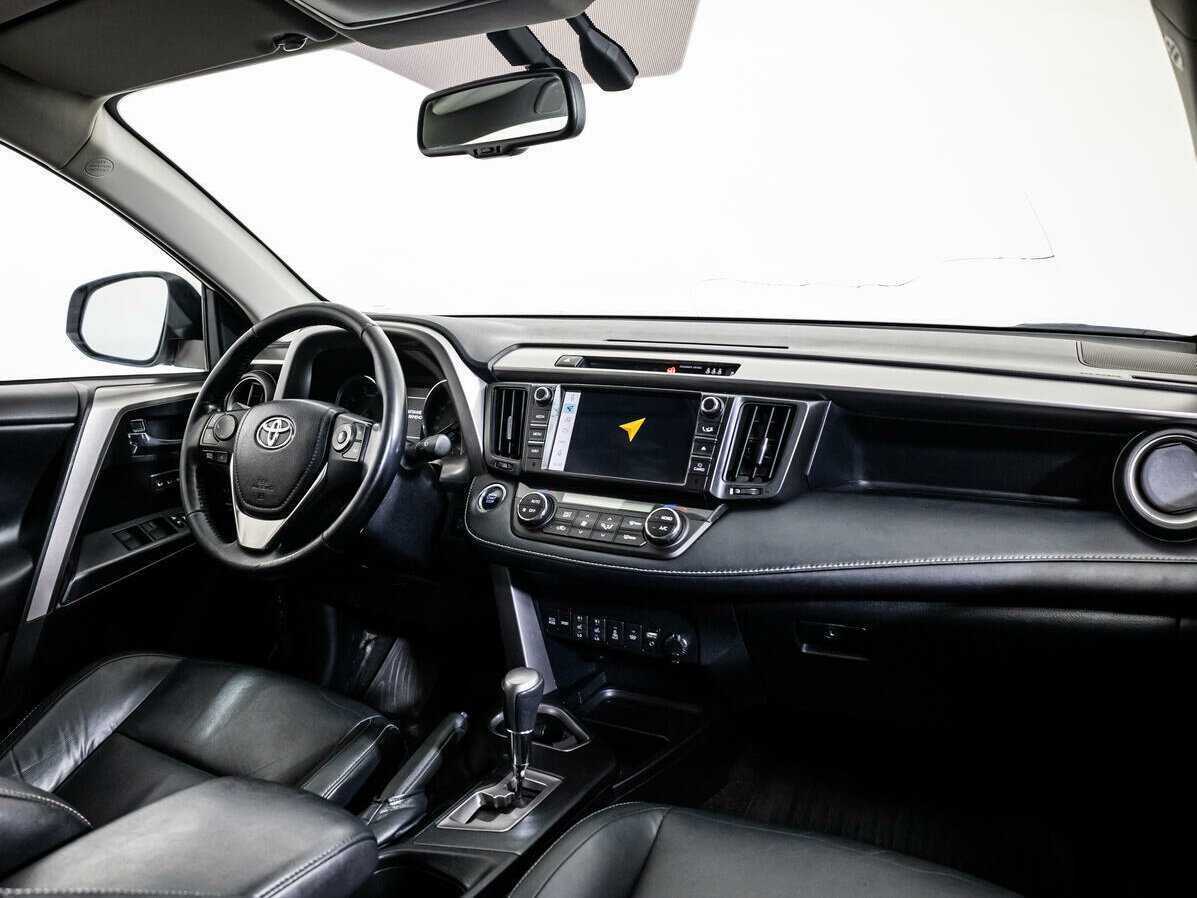 Toyota RAV4 б/у, 2018, Автоматическая. Фото: #6