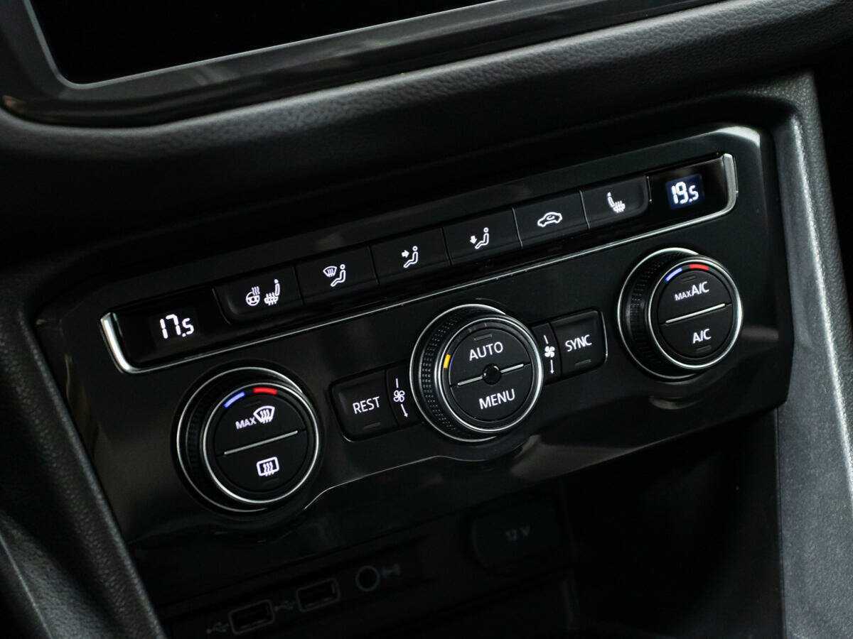 Volkswagen Tiguan б/у, 2020, Роботизированная. Фото: #15