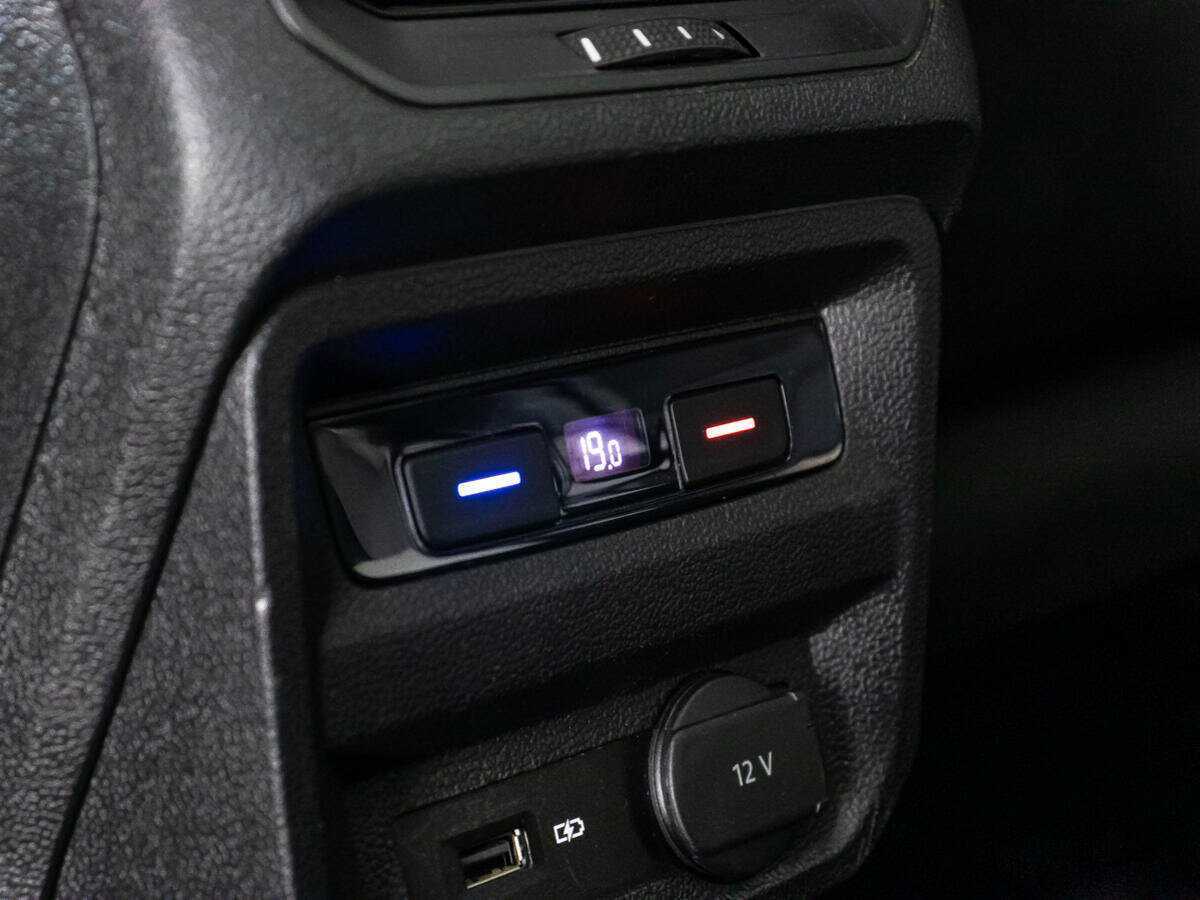 Volkswagen Tiguan б/у, 2020, Роботизированная. Фото: #18