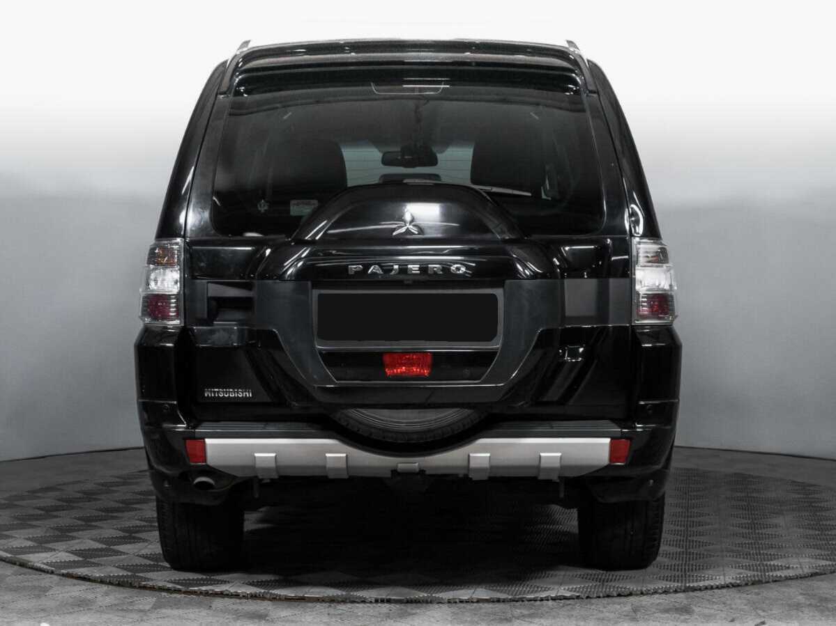 Mitsubishi Pajero б/у, 2017, Автоматическая. Фото: #5