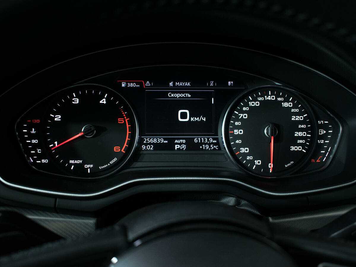 Audi A4 б/у, 2018, Роботизированная. Фото: #10