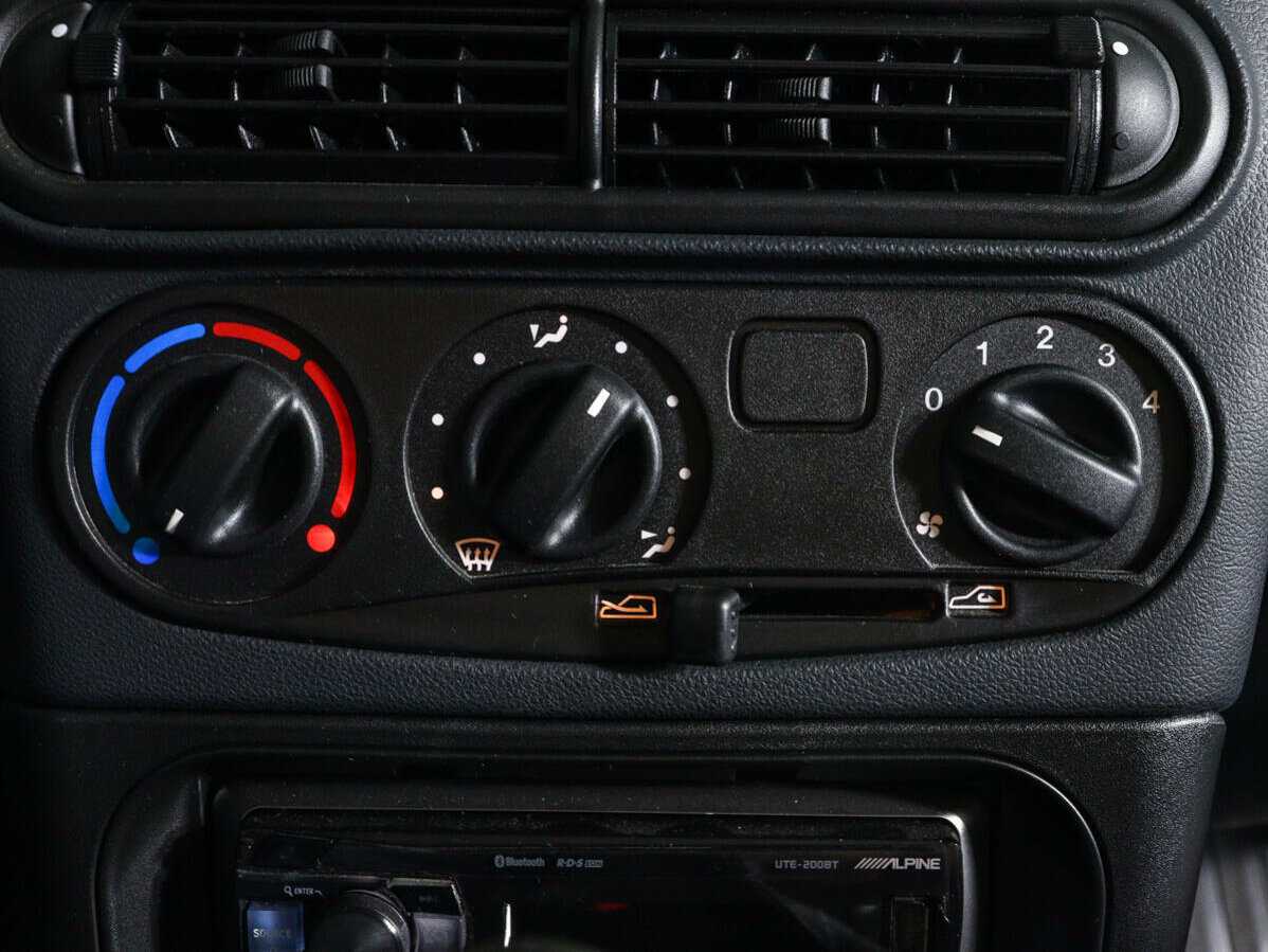 Лада (ВАЗ) Нива б/у, 2023, Механическая. Фото: #15