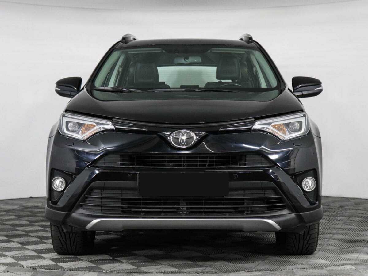 Toyota RAV4 б/у, 2018, Автоматическая. Фото: #1