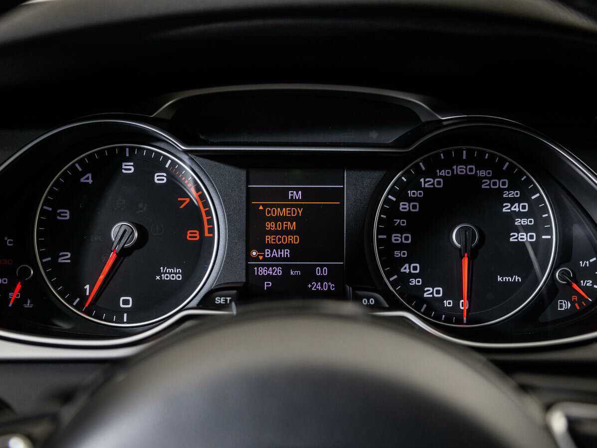 Audi A4 б/у, 2012, Роботизированная. Фото: #9