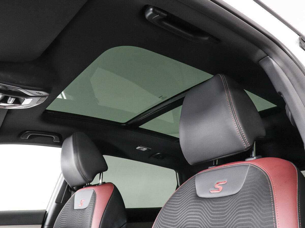 Geely Coolray б/у, 2023, Роботизированная. Фото: #14