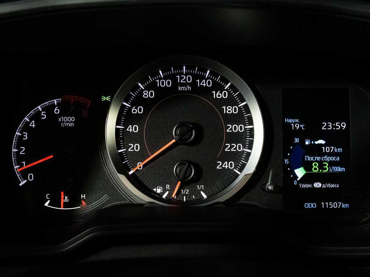 Тойота Королла б/у, 2020, Механическая. Фото: #16