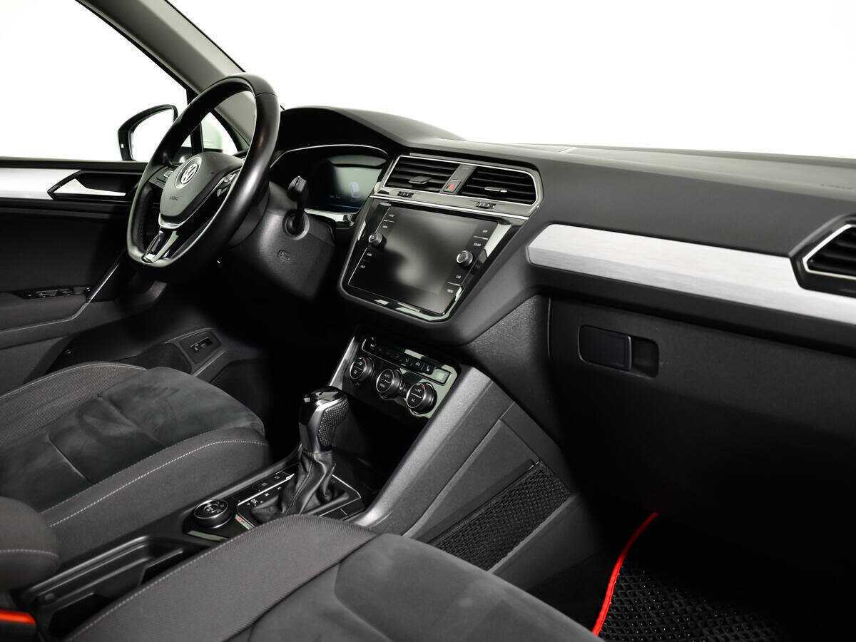 Volkswagen Tiguan б/у, 2018, Роботизированная. Фото: #8