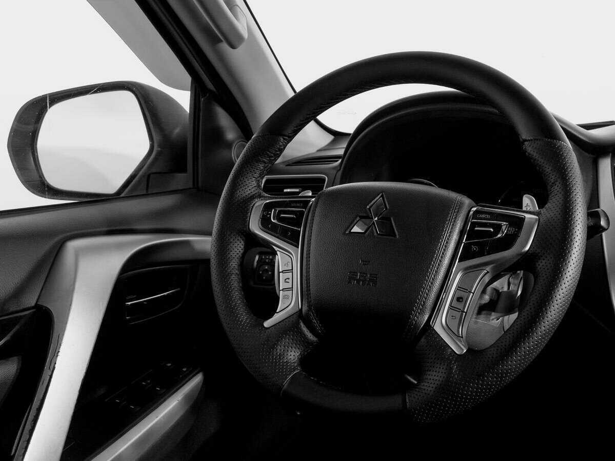 Mitsubishi Pajero Sport б/у, 2018, Автоматическая. Фото: #14