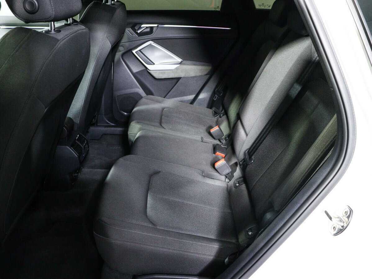 Audi Q3 б/у, 2019, Роботизированная. Фото: #7