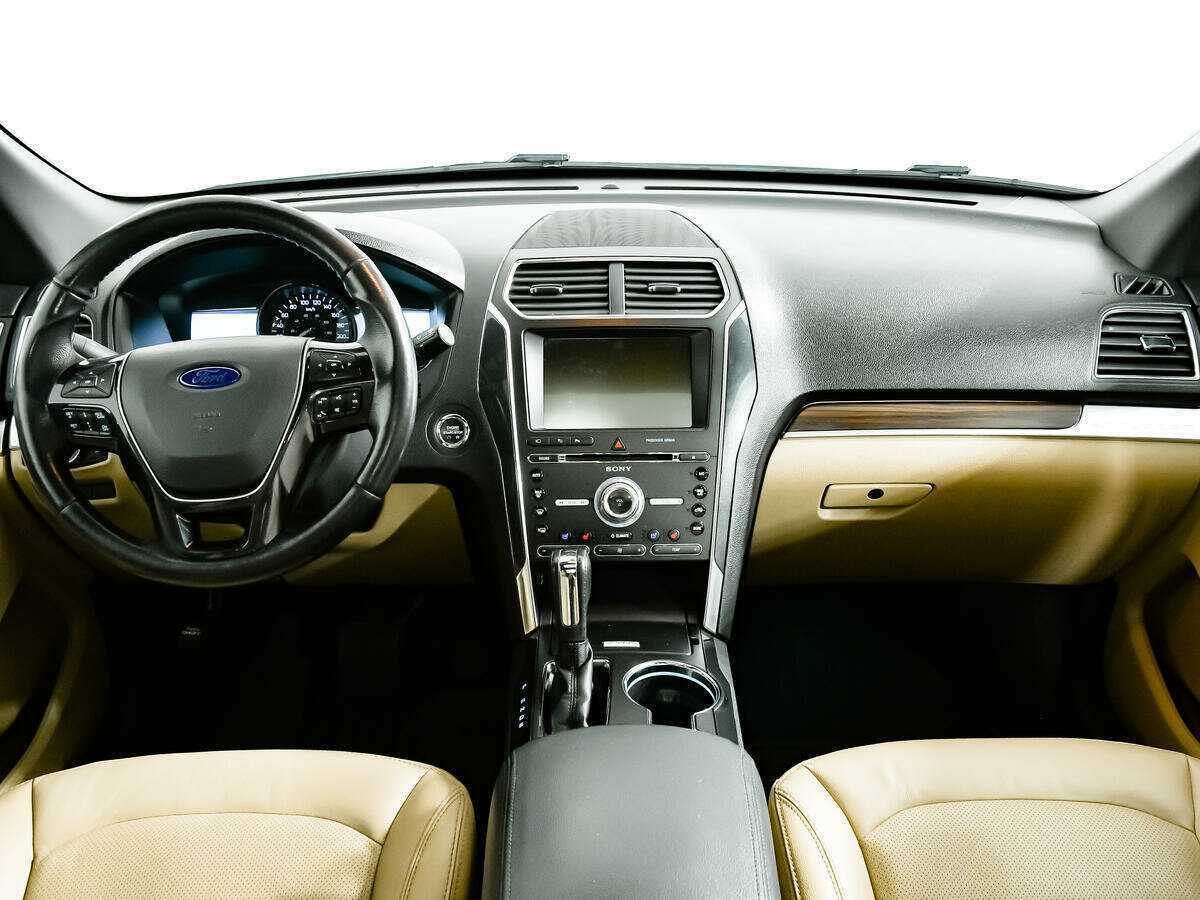 Ford Explorer б/у, 2017, Автоматическая. Фото: #8