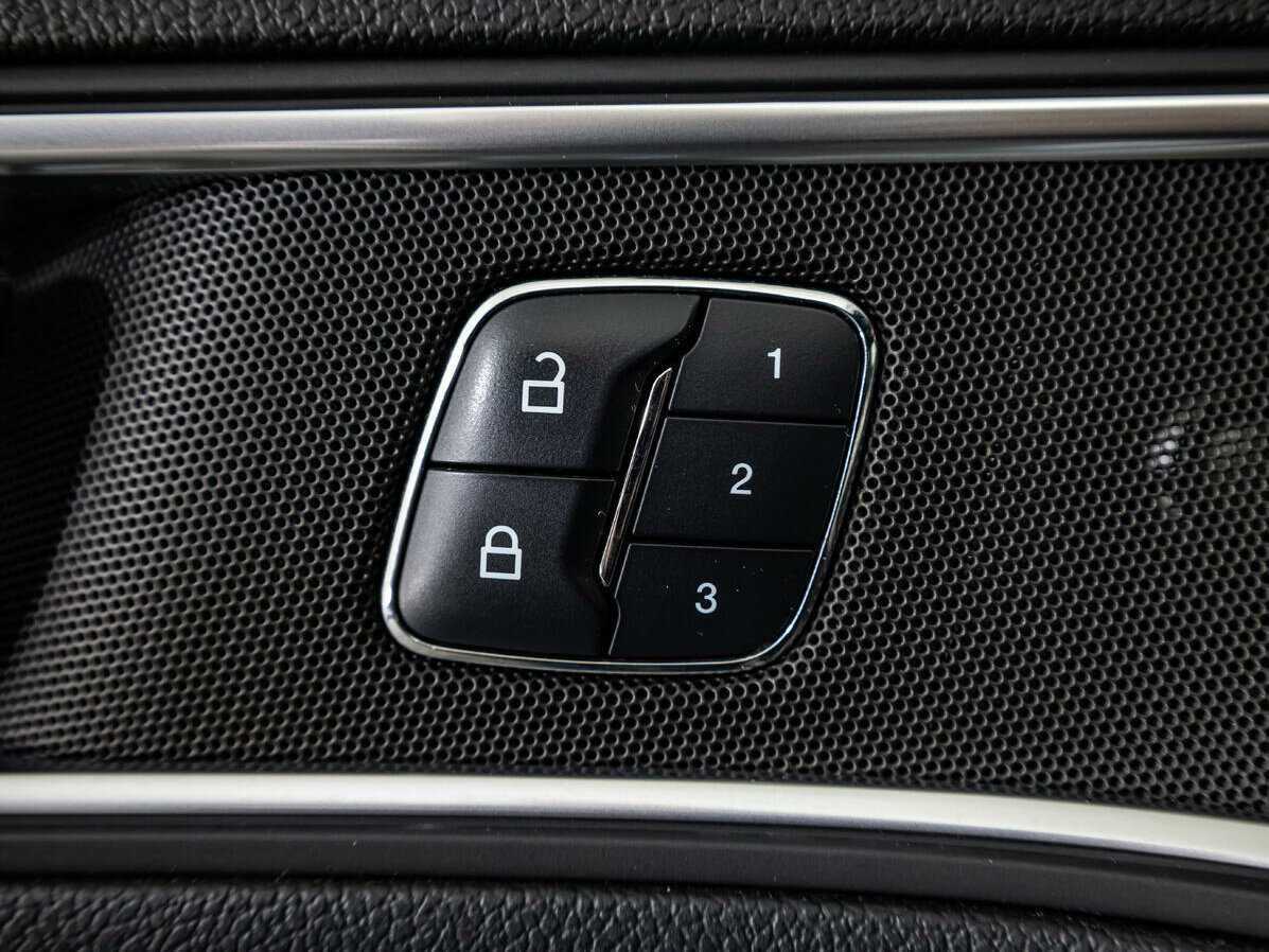 Ford Explorer б/у, 2015, Автоматическая. Фото: #12