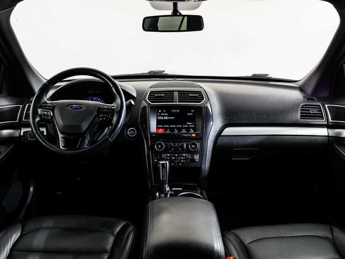 Ford Explorer б/у, 2017, Автоматическая. Фото: #7