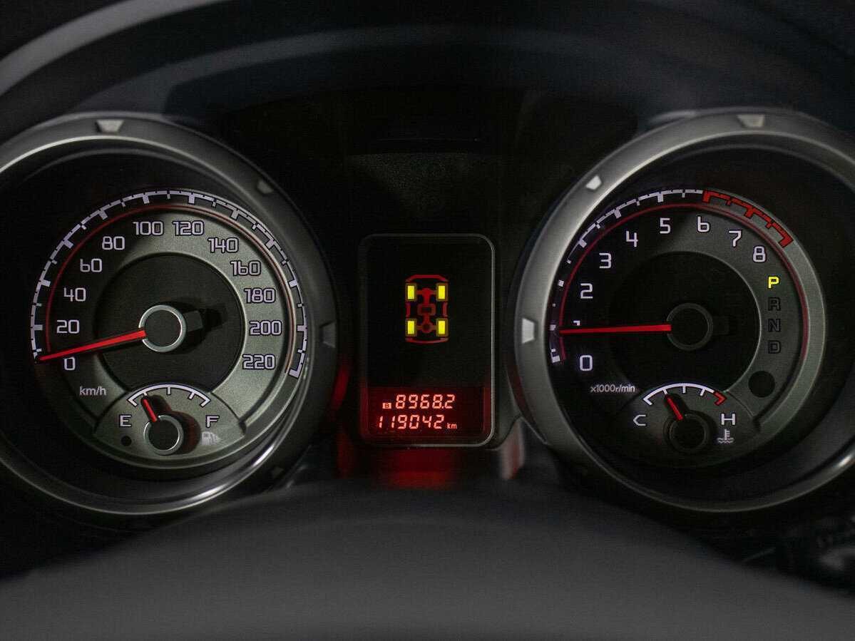 Mitsubishi Pajero б/у, 2017, Автоматическая. Фото: #14