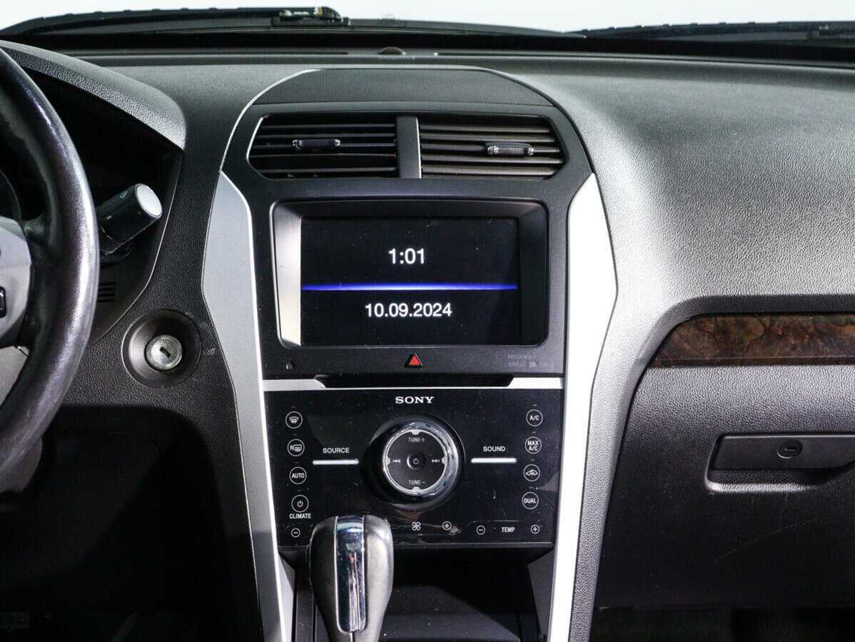 Ford Explorer б/у, 2013, Автоматическая. Фото: #9