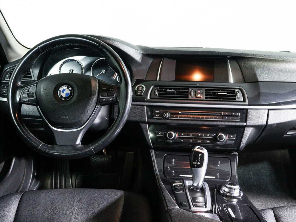 BMW 5 серии б/у, 2016, Автоматическая. Фото: #9