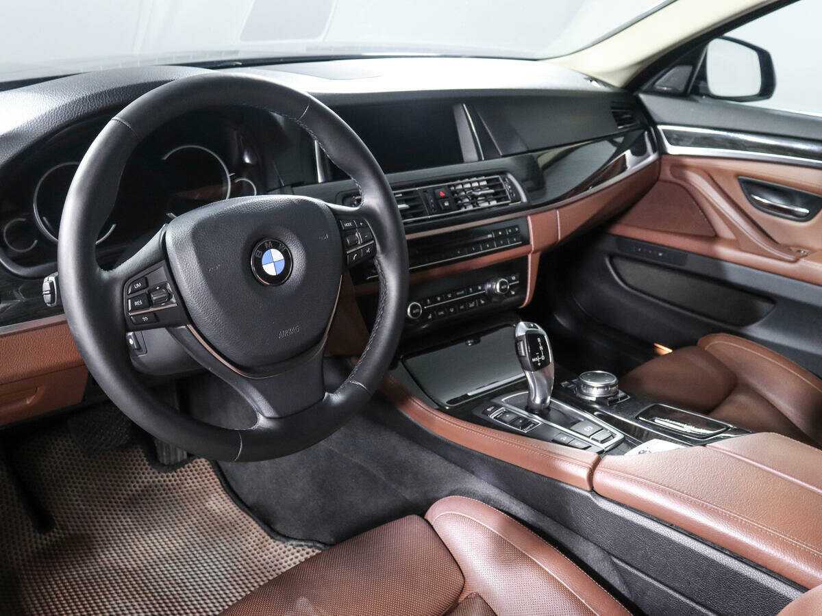 BMW 5 серии б/у, 2016, Автоматическая. Фото: #13