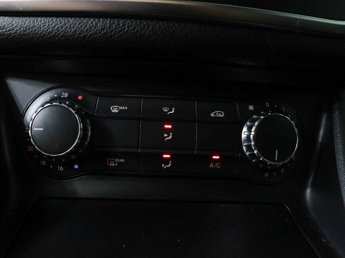 Mercedes-Benz CLA б/у, 2013, Роботизированная. Фото: #12