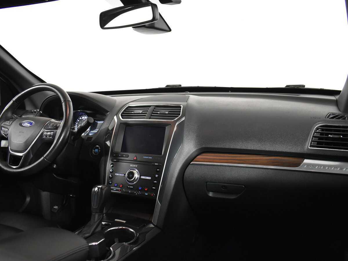 Ford Explorer б/у, 2018, Автоматическая. Фото: #16