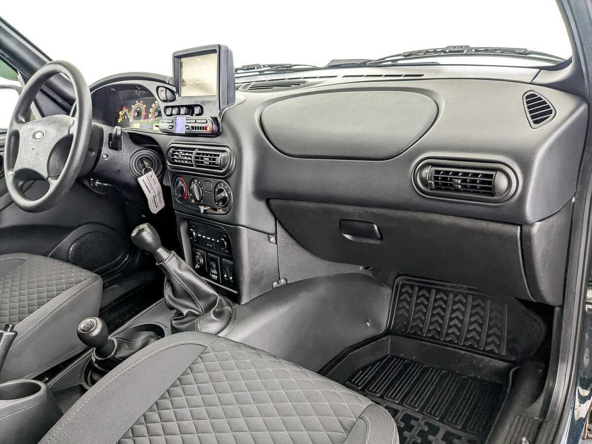 Лада (ВАЗ) Нива б/у, 2023, Механическая. Фото: #8