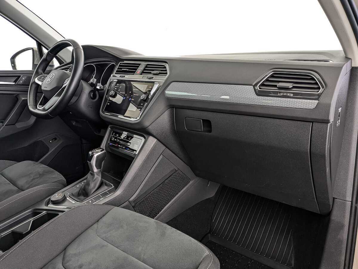 Volkswagen Tiguan б/у, 2021, Роботизированная. Фото: #8