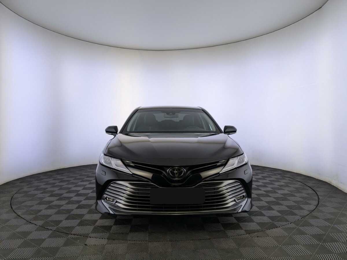 Toyota Camry б/у, 2020, Автоматическая. Фото: #1