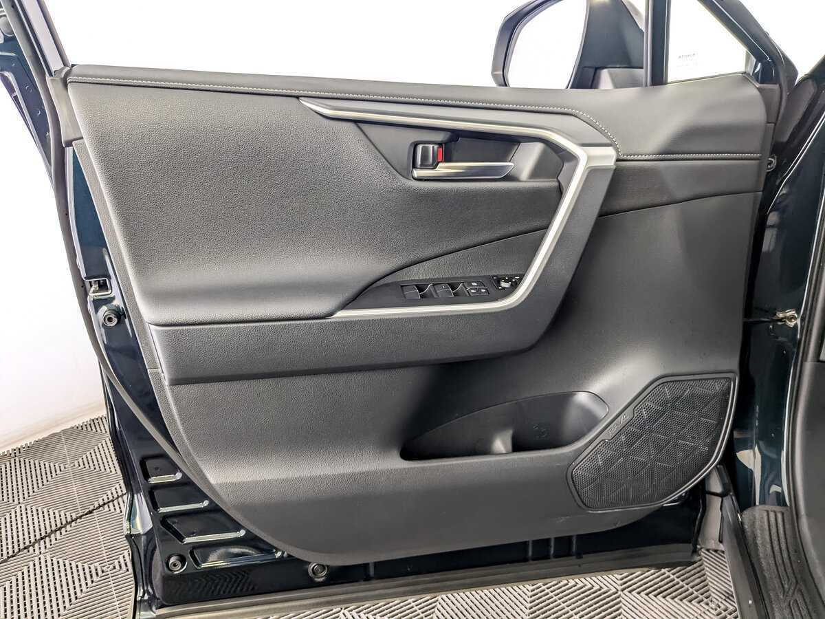 Toyota RAV4 б/у, 2020, Вариатор. Фото: #3