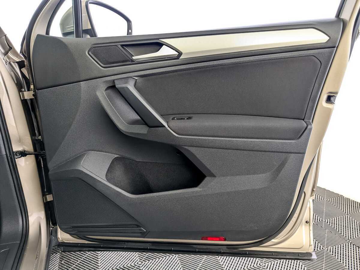 Volkswagen Tiguan б/у, 2019, Роботизированная. Фото: #19