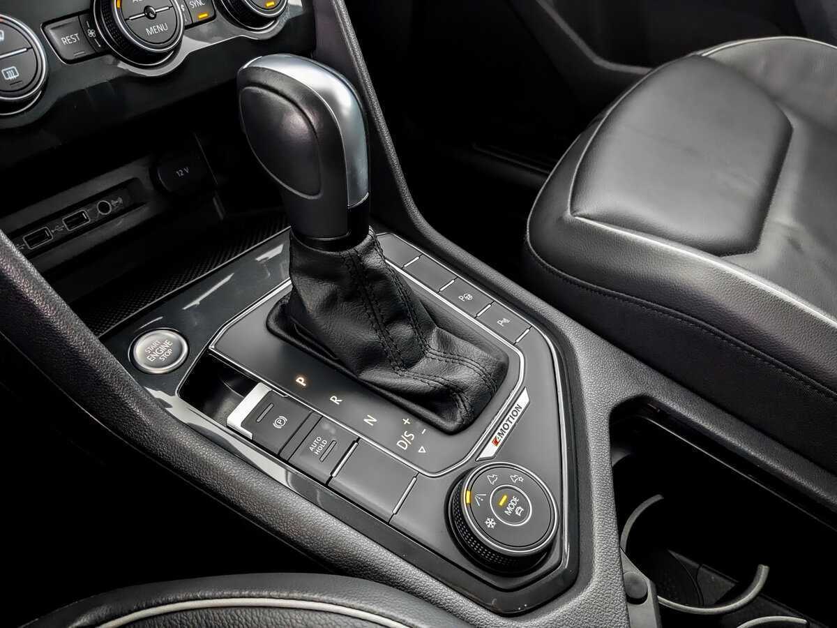 Volkswagen Tiguan б/у, 2020, Роботизированная. Фото: #23