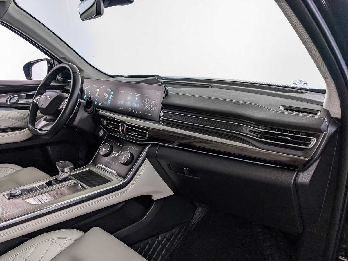 EXEED VX б/у, 2022, Роботизированная. Фото: #8