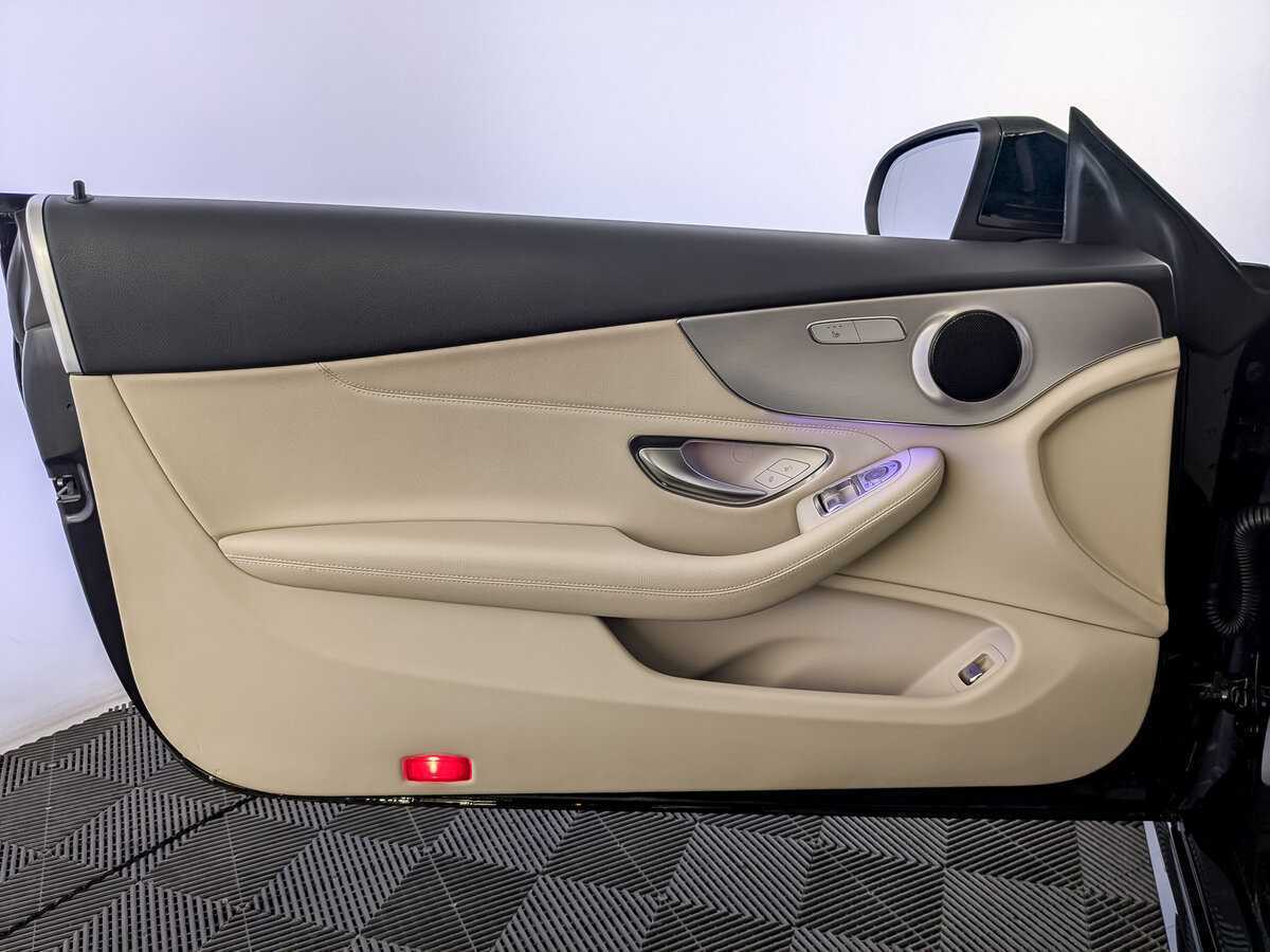 Mercedes-Benz C-Класс б/у, 2018, Автоматическая. Фото: #14