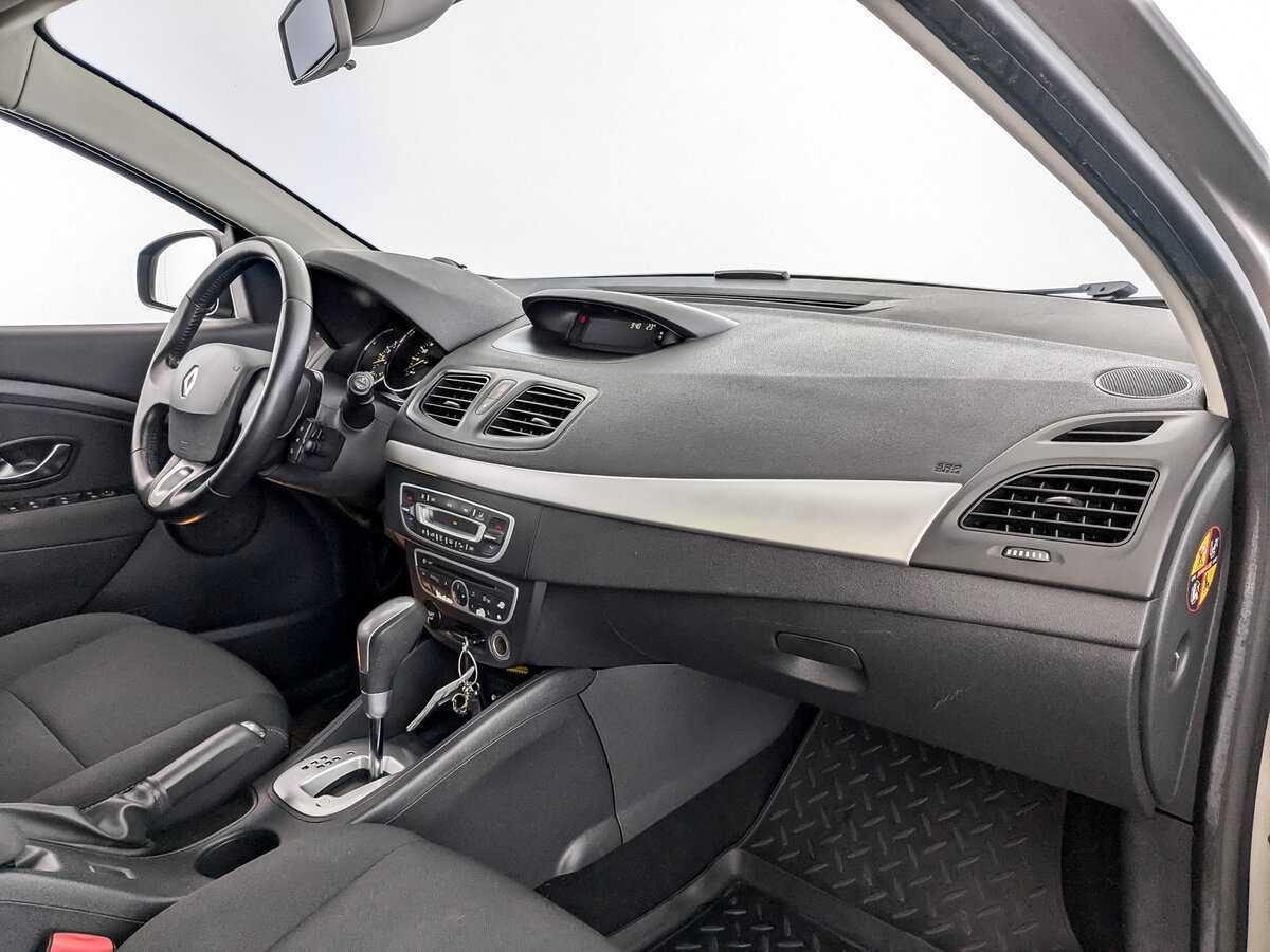 Renault Fluence б/у, 2012, Автоматическая. Фото: #8