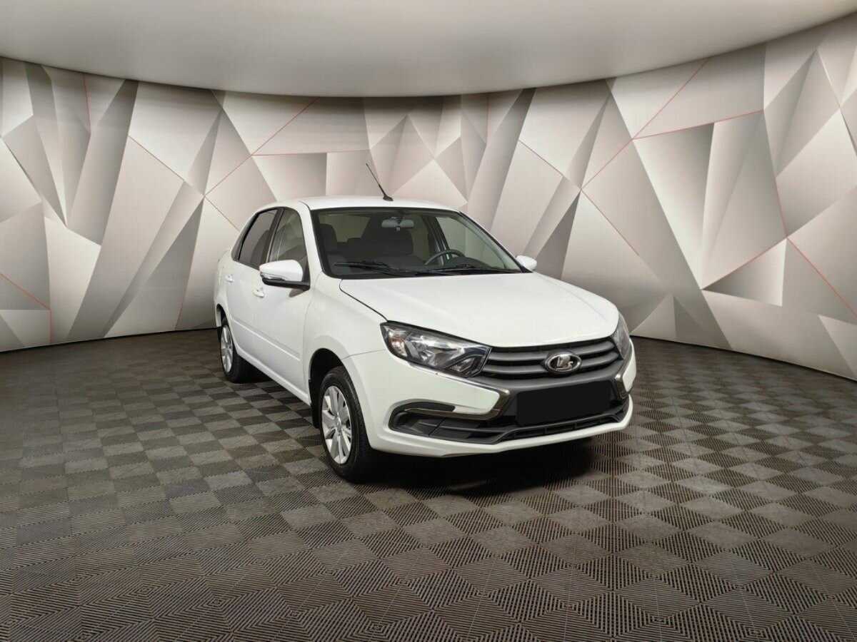 Lada (ВАЗ) Granta б/у, 2023, Механическая. Фото: #2