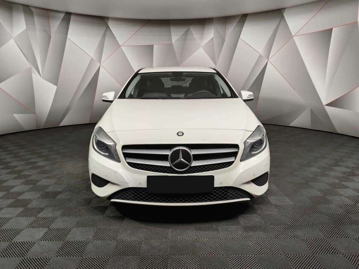 Mercedes-Benz A-Класс б/у, 2013, Роботизированная. Фото: #6
