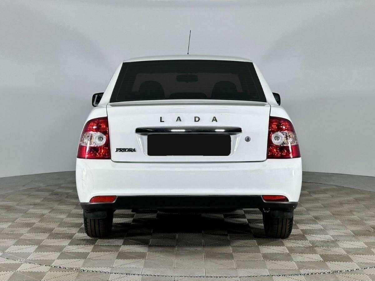 Lada (ВАЗ) Priora б/у, 2017, Механическая. Фото: #3